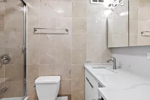 6166 N Sheridan Rd, Chicago, IL 60660 - Photo 11