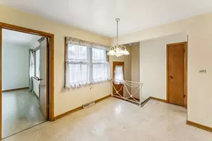 8300 W Balmoral Ave, Chicago, IL 60656 - Photo 9