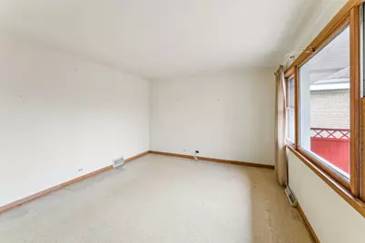 8300 W Balmoral Avenue, Chicago, IL 60656 - Photo 11
