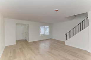 2843 Dorothy Dr, Aurora, IL 60504 - Photo 5