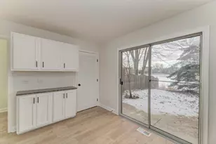 2843 Dorothy Dr, Aurora, IL 60504 - Photo 13