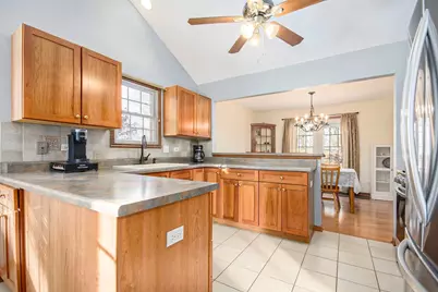 8856 Patrick Court, Woodridge, IL 60517 - Photo 7