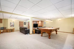 8856 Patrick Ct, Woodridge, IL 60517 - Photo 19