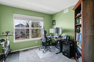 34314 N Barberry Rd, Round Lake Beach, IL 60073 - Photo 11