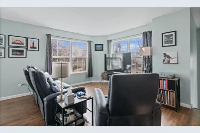 34314 N Barberry Road, Round Lake Beach, IL 60073 - Photo 9