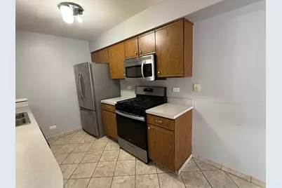 210 Shadybrook Lane, Aurora, IL 60504 - Photo 9