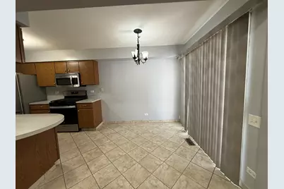 210 Shadybrook Lane, Aurora, IL 60504 - Photo 7