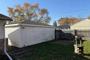 17226 Community St, Lansing, IL 60438 - Photo 25