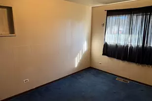 17226 Community St, Lansing, IL 60438 - Photo 9