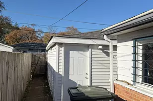 17226 Community St, Lansing, IL 60438 - Photo 21