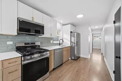 3415 N Kenton Avenue, Chicago, IL 60641 - Photo 3