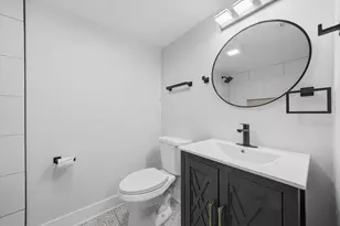 3415 N Kenton Ave, Chicago, IL 60641 - Photo 15