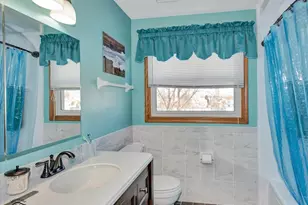 618 Mendota Ln, Romeoville, IL 60446 - Photo 17