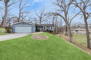 4610 34th Ave, Moline, IL 61265 - Photo 3