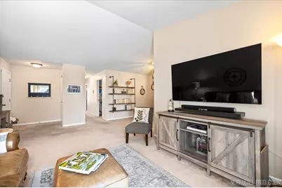 96 Midhurst Court #201D, Naperville, IL 60565 - Photo 5