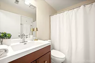 96 Midhurst Ct, Naperville, IL 60565 - Photo 19