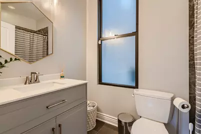 3258 N Racine Avenue #2, Chicago, IL 60657 - Photo 13