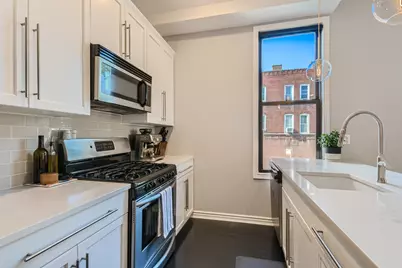 3258 N Racine Avenue #2, Chicago, IL 60657 - Photo 7