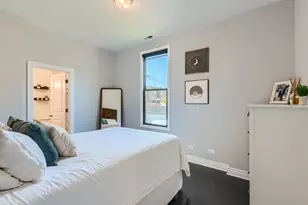 3258 N Racine Ave, Chicago, IL 60657 - Photo 9