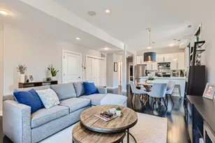 3258 N Racine Ave, Chicago, IL 60657 - Photo 3