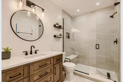 3258 N Racine Avenue #2, Chicago, IL 60657 - Photo 11