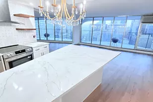 [Address not provided], Chicago, IL 60654 - Photo 3