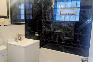 7630 S Jeffery Blvd, Chicago, IL 60649 - Photo 7