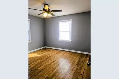 7630 S Jeffery Boulevard #2, Chicago, IL 60649 - Photo 3