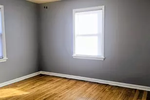 7630 S Jeffery Blvd, Chicago, IL 60649 - Photo 3