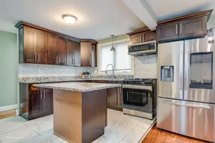 8254 Linder Ave, Burbank, IL 60459 - Photo 5