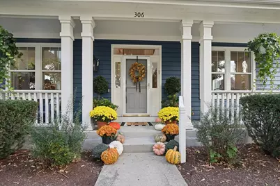 306 Lasalle Street, Vernon Hills, IL 60061 - Photo 3