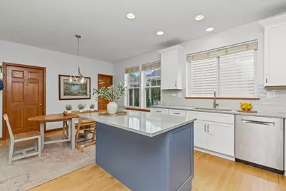 306 Lasalle Street, Vernon Hills, IL 60061 - Photo 17