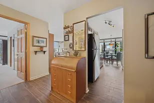 5445 N Sheridan Rd, Chicago, IL 60640 - Photo 3