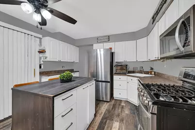 15601 Ridgeland Avenue, Oak Forest, IL 60452 - Photo 9