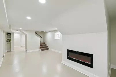 7944 S Blackstone Avenue, Chicago, IL 60619 - Photo 17