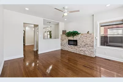 7944 S Blackstone Avenue, Chicago, IL 60619 - Photo 3