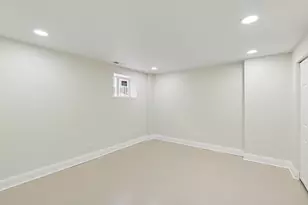 7944 S Blackstone Ave, Chicago, IL 60619 - Photo 15