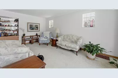 6911 W Niles Terrace, Niles, IL 60714 - Photo 7