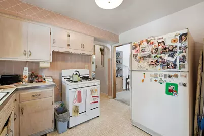 6911 W Niles Terrace, Niles, IL 60714 - Photo 9