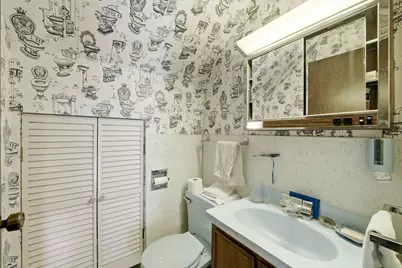 6911 W Niles Terrace, Niles, IL 60714 - Photo 15