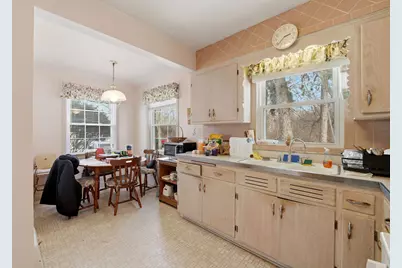 6911 W Niles Terrace, Niles, IL 60714 - Photo 11