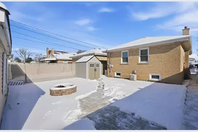 1822 N 18th Avenue, Melrose Park, IL 60160 - Photo 25