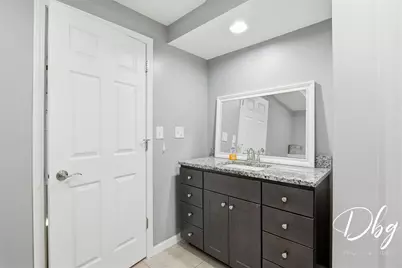 233 W Hawthorne Drive, Round Lake Beach, IL 60073 - Photo 37