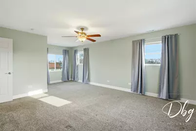 233 W Hawthorne Drive, Round Lake Beach, IL 60073 - Photo 27