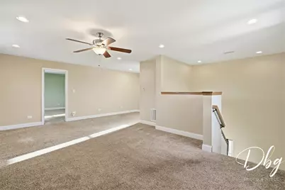 233 W Hawthorne Drive, Round Lake Beach, IL 60073 - Photo 21