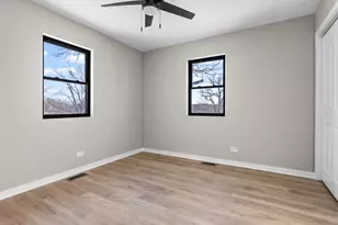 1023 Barberry Ln, Round Lake Beach, IL 60073 - Photo 11