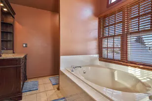 591 Salceda Ln, Mundelein, IL 60060 - Photo 21