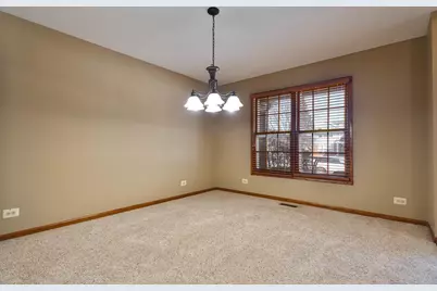 591 Salceda Lane, Mundelein, IL 60060 - Photo 7