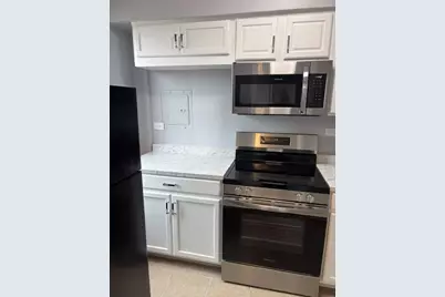 7363 S South Shore Drive #201, Chicago, IL 60649 - Photo 5