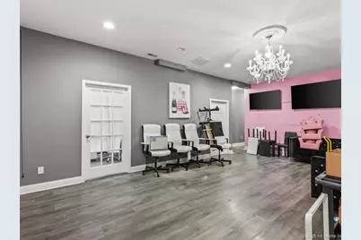 8204 S Stony Island Avenue, Chicago, IL 60617 - Photo 9